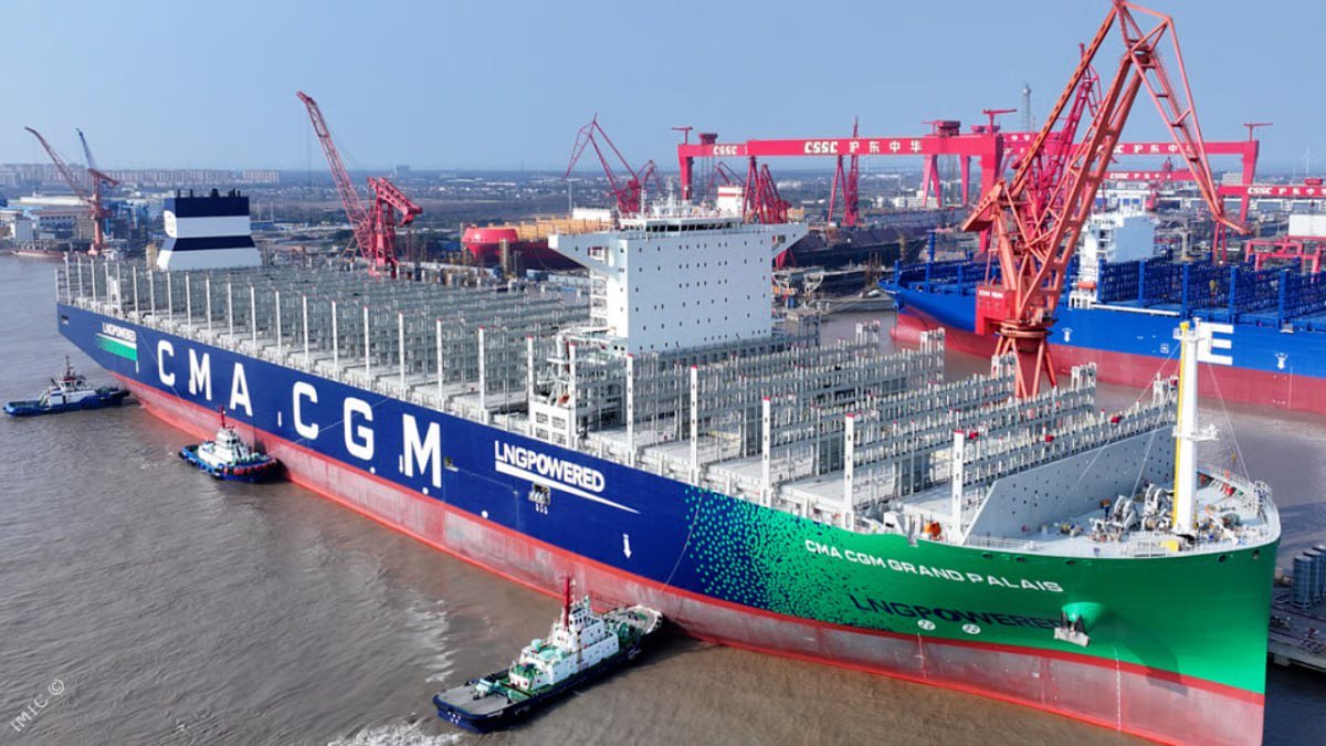 CMA CGM Group вводить в експлуатацію новий двопаливний контейнеровоз