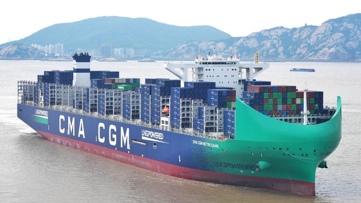 CMA CGM ввела в експлуатацію перший контейнеровоз серії місткістю 24 000 TEU