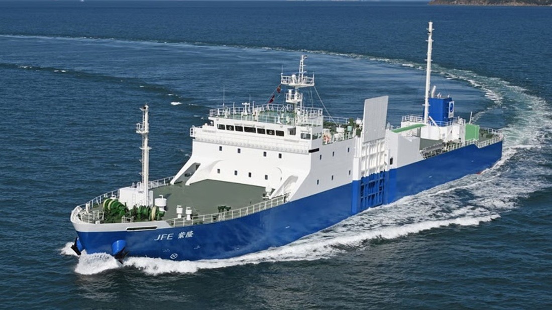 Imabari Shipbuilding передала JFE Steel два нові судна для перевезення сталевих рулонів